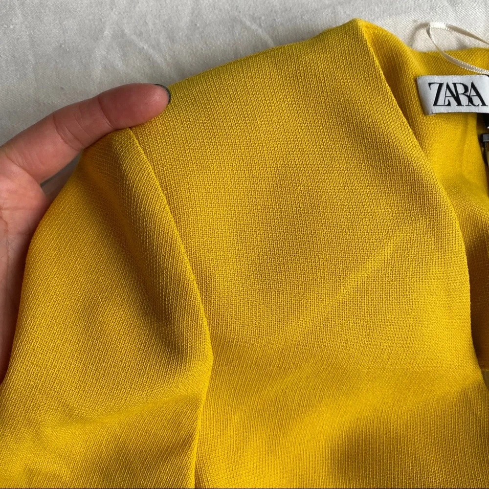 🥂 ZARA YELLOW SQUARE SHOULDER LONG SLEEVE ASYMMETRICAL MINI DRESS! - Picture 9 of 13